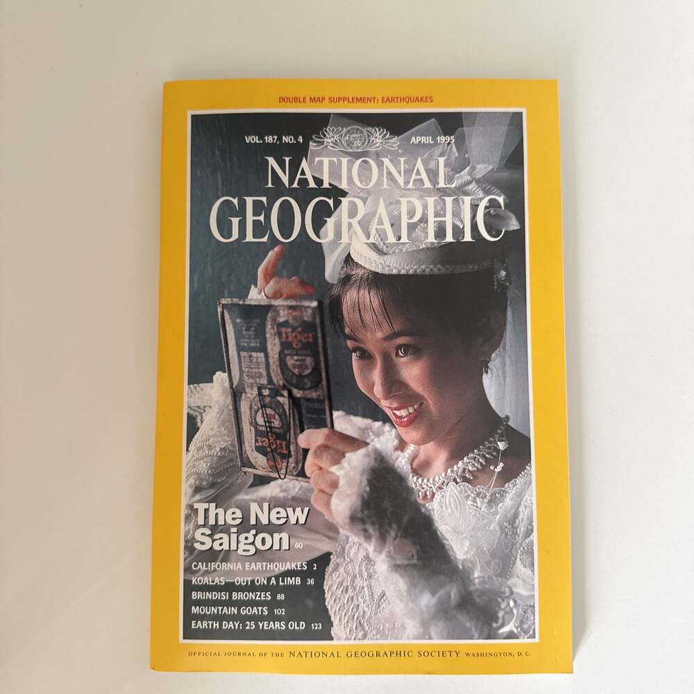 National Geographic April 1995 Vol. 187 No. 4 - The New Saigon, map included